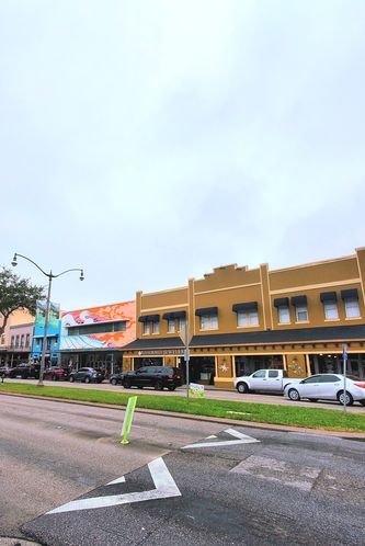 11 W Darlington Ave, Kissimmee, FL 34741